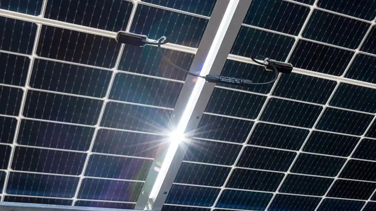 590w bifacial solar panels