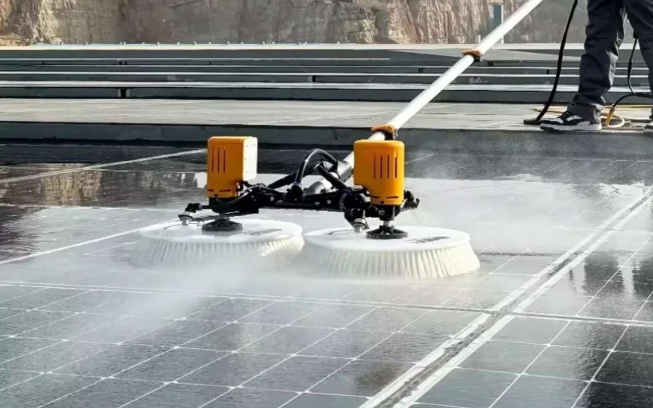 solar panel cleaning brush