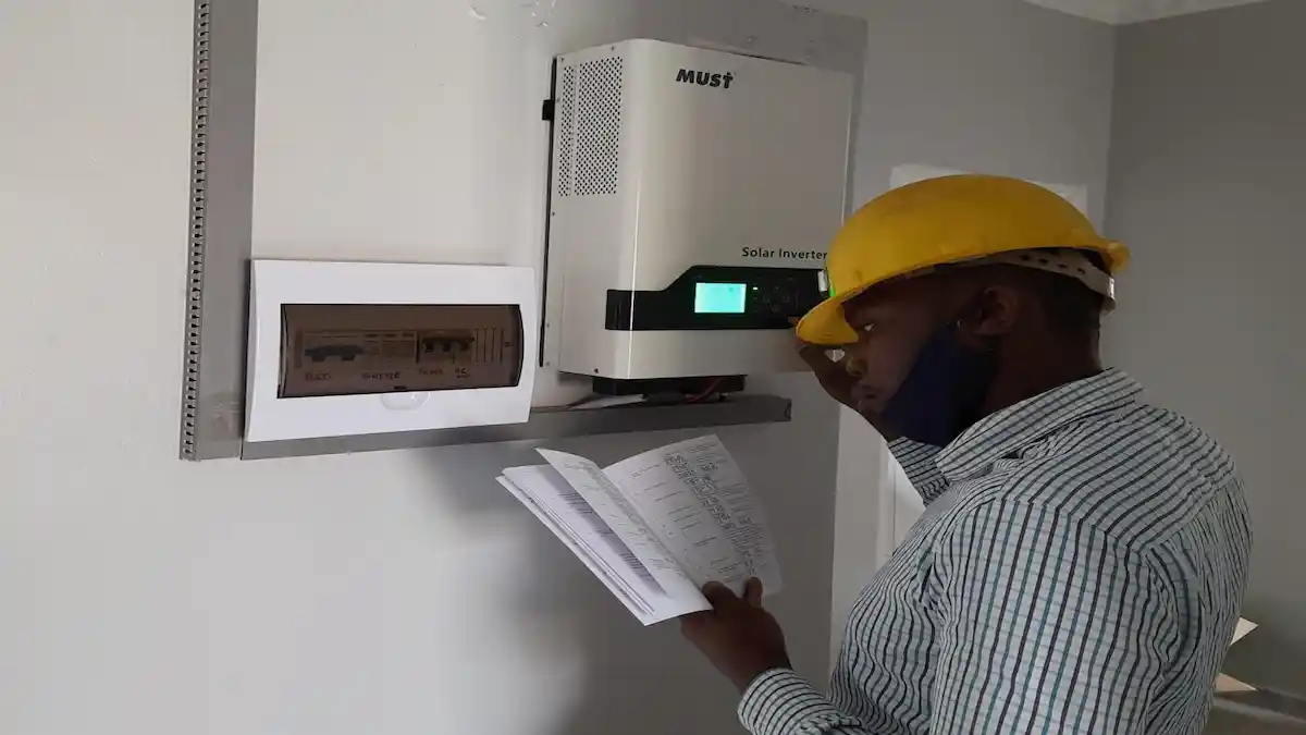 powering apartment with solar power